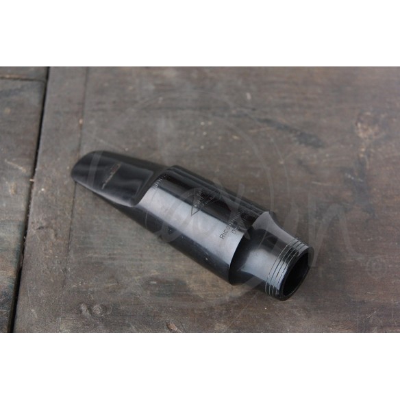 M.C Gregory «Diamond»