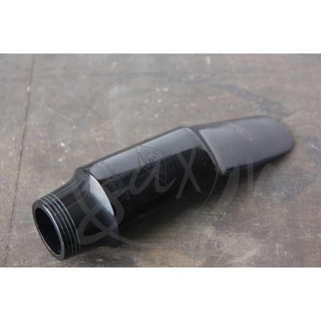 M.C Gregory «Diamond»